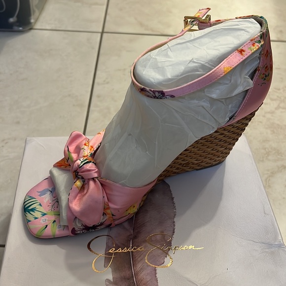 Jessica Simpson Delirah Wedges Sandal - multi color - styled with bow detail - Picture 2 of 10